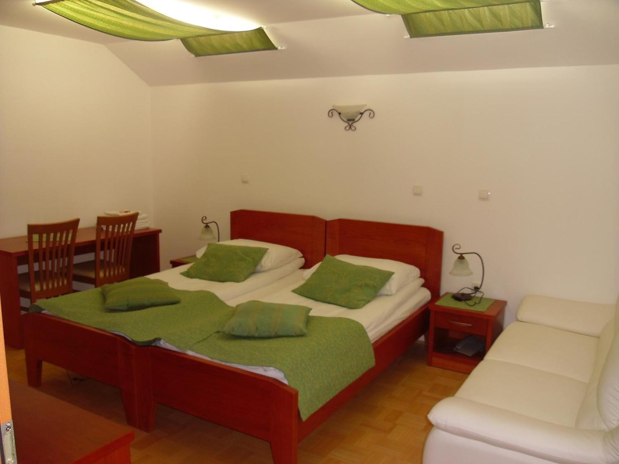Hotel Gostilna In Prenocisce Kocjan Bizeljsko Zimmer foto