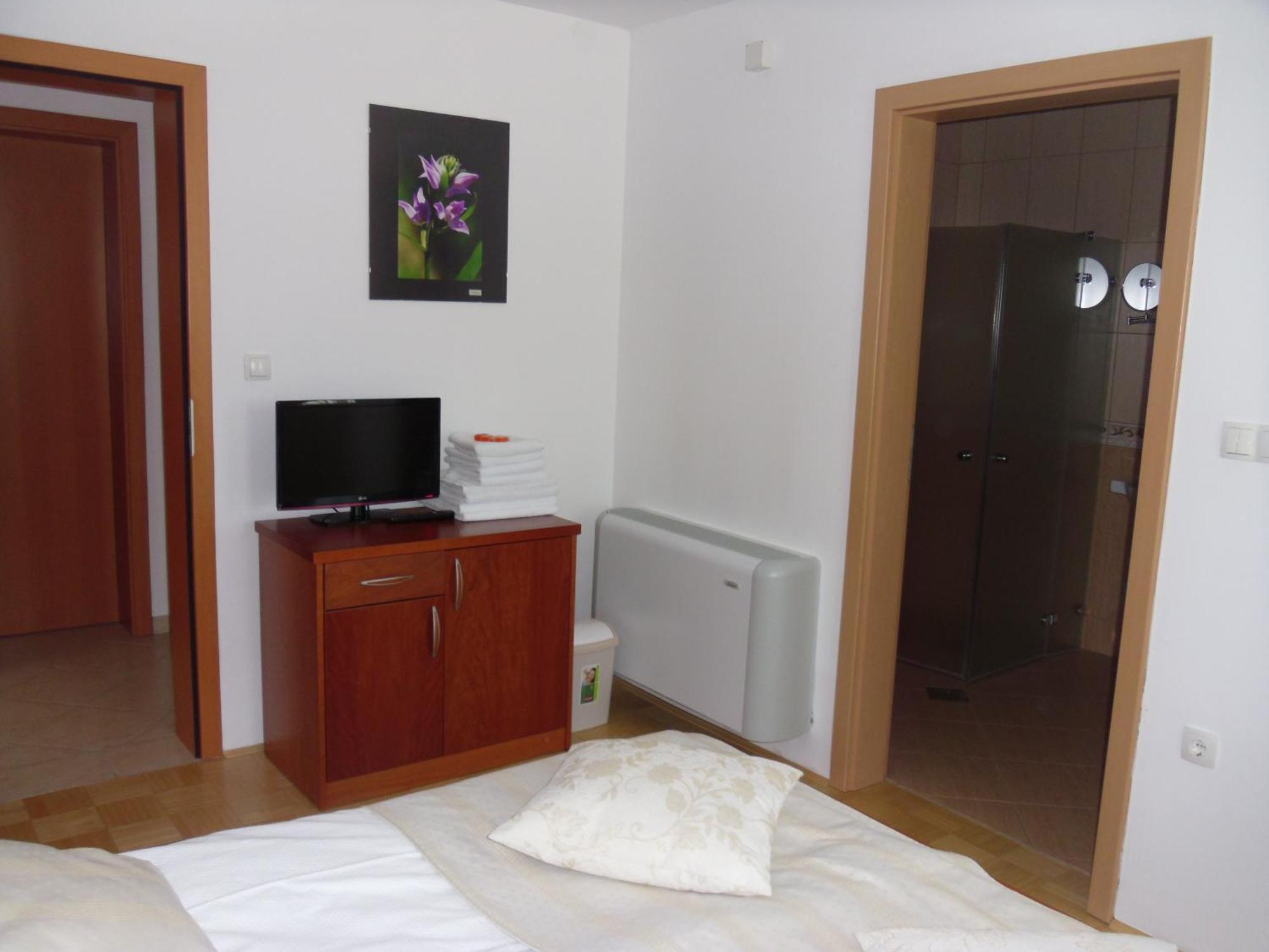 Hotel Gostilna In Prenocisce Kocjan Bizeljsko Zimmer foto