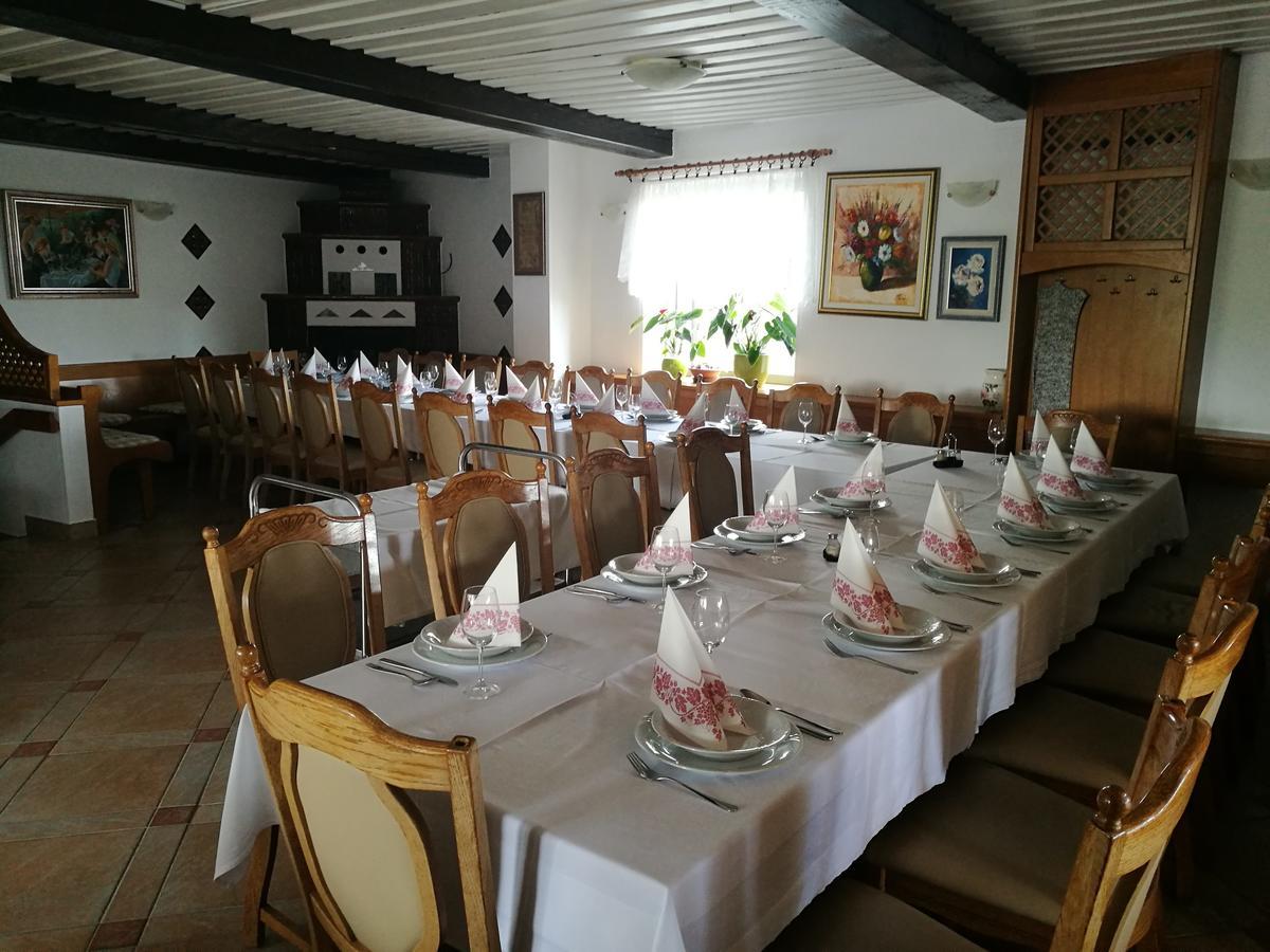 Hotel Gostilna In Prenocisce Kocjan Bizeljsko Exterior foto